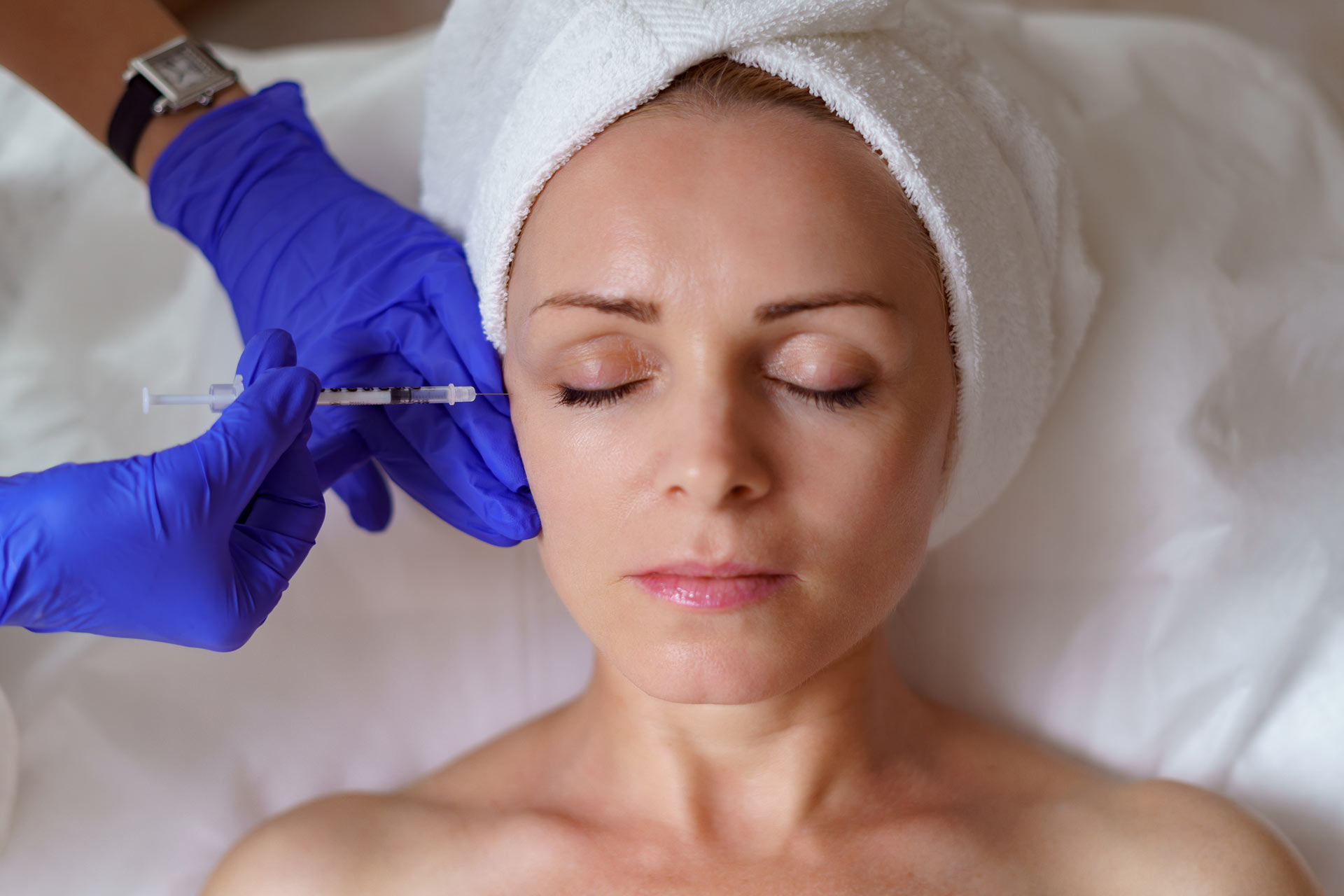 5 Methods You Can Slow Down Aging Signs (and look younger) - Niagara Medical Esthetics
